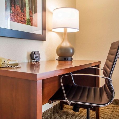 Comfort Suites Columbus West - Hilliard Экстерьер фото