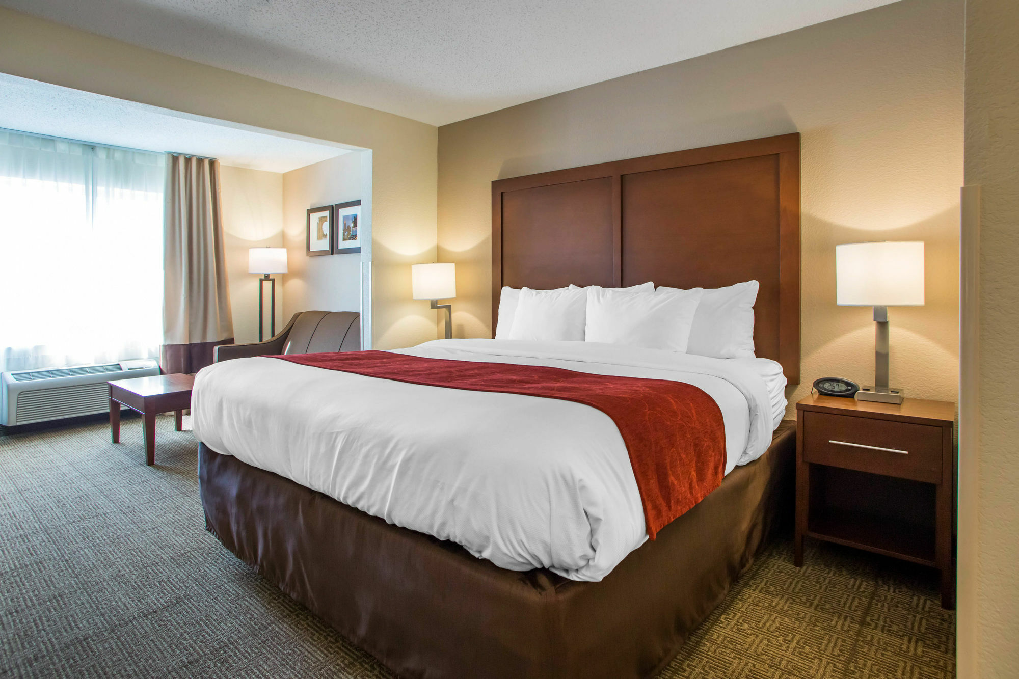 Comfort Suites Columbus West - Hilliard Экстерьер фото